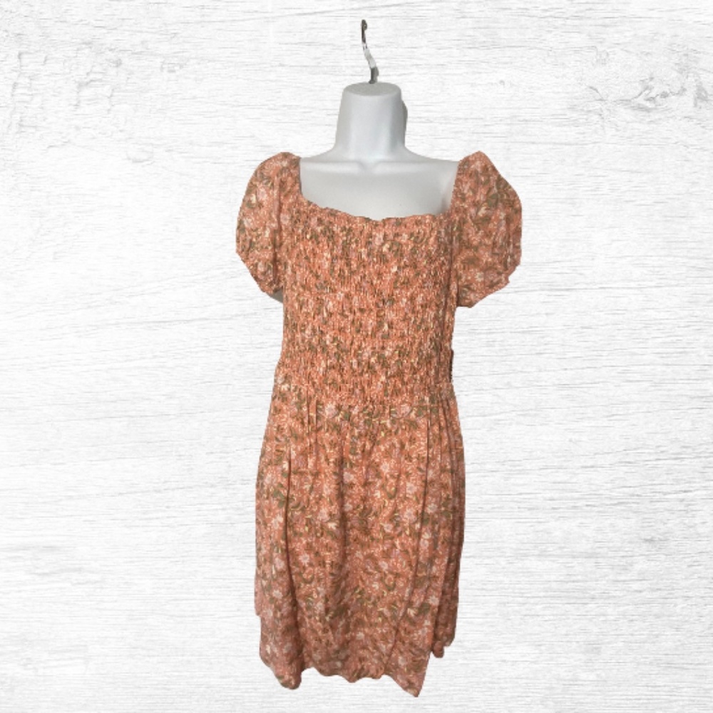 ➕Short Sleeve Peach Floral Dress